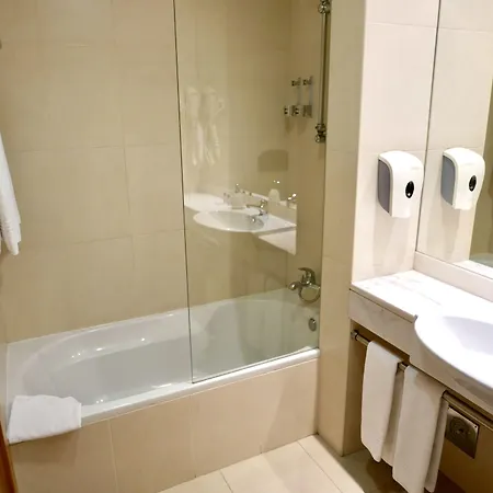 Park & Hotel 3*